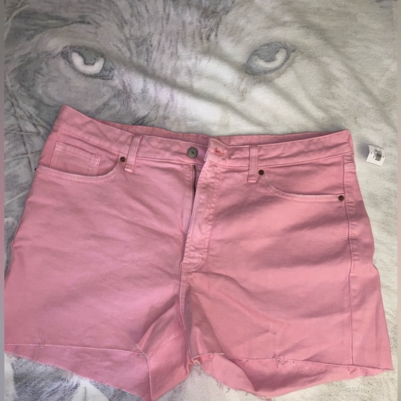 New! Pink Old Navy Jean Shorts - Picture 3 of 6